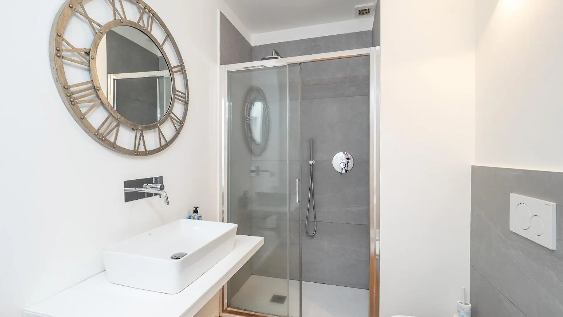 Appartamento Citylife-Duomo Comfort Suite & Metro A 2 Minuti! Milano
